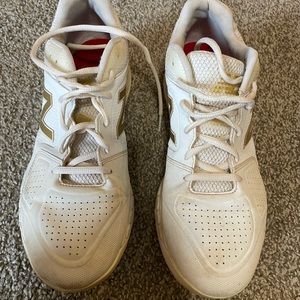 Women’s Turf Softball Cleats